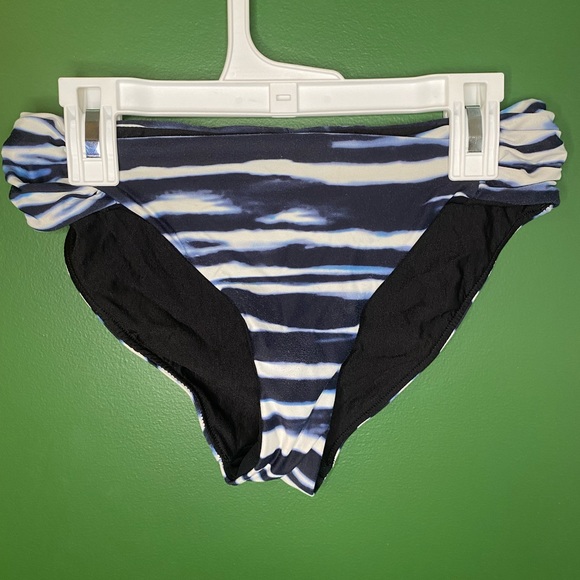 Blue and White Two Piece bathing suit - Picture 3 of 8